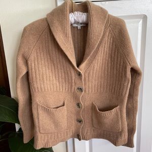Madewell Tan merino wool v neck sweater size xs